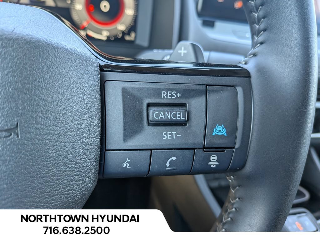 Used 2026 Nissan Rogue SL AWD/4WD image 27