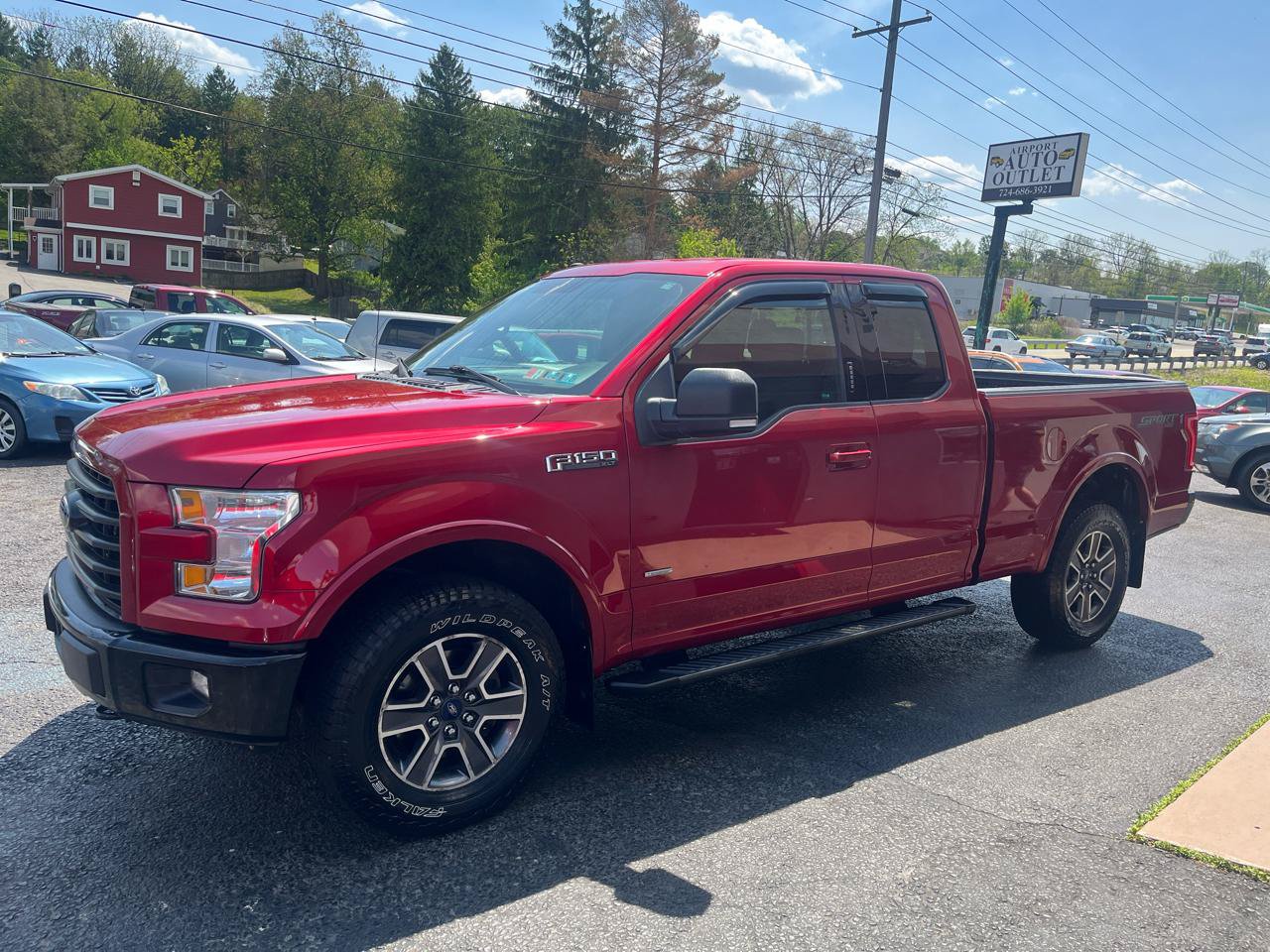 Used 2017 Ford F150 XLT w/ Equipment Group 302A Luxury AWD/4WD image 10