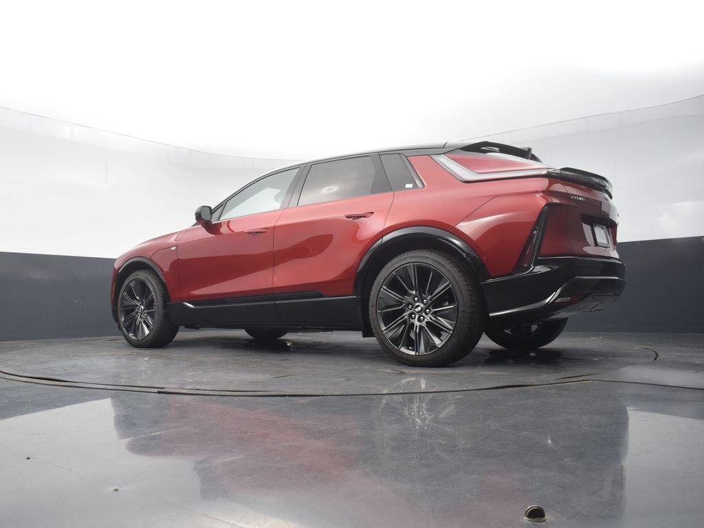 New 2026 Cadillac Lyriq Signature Sport w/ Nappa Leather Package AWD/4WD image 52