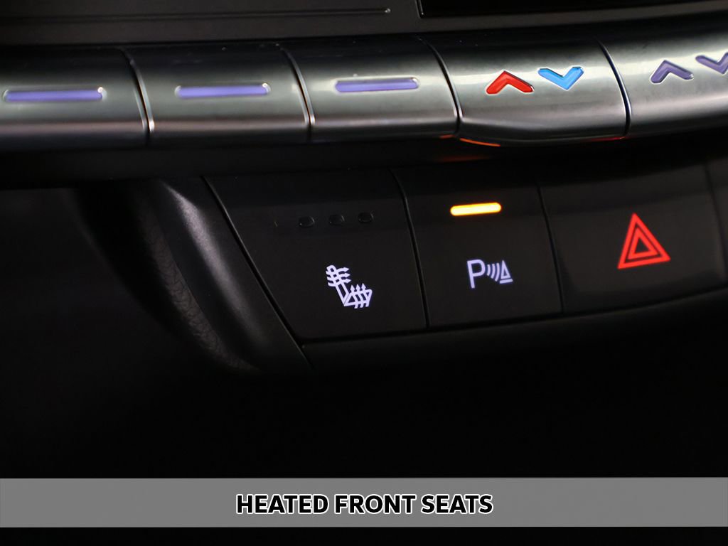 Used 2021 Cadillac XT4 Luxury w/ Cold Weather Package AWD/4WD image 6
