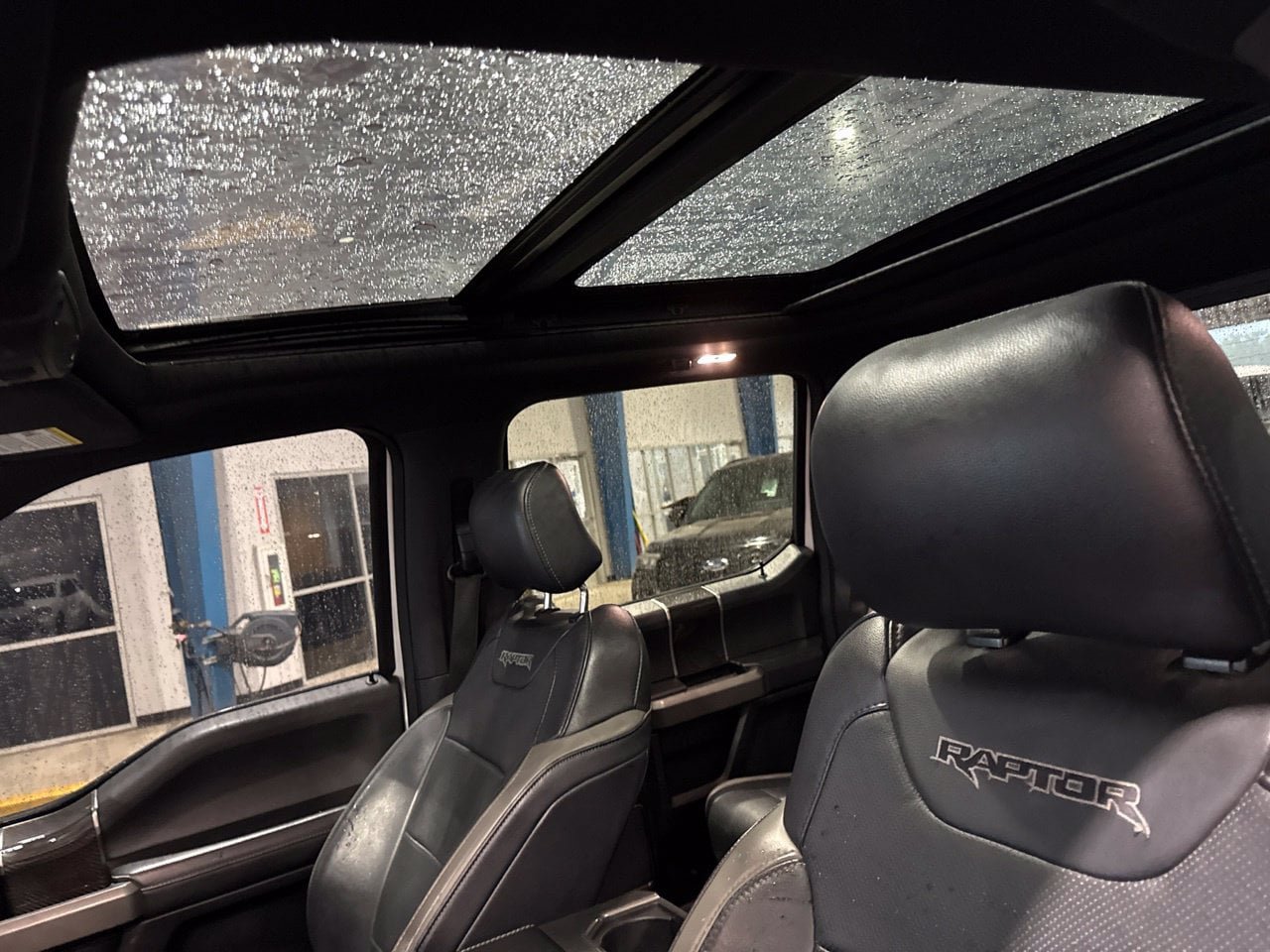 Used 2017 Ford F150 Raptor w/ Equipment Group 802A Luxury AWD/4WD image 20