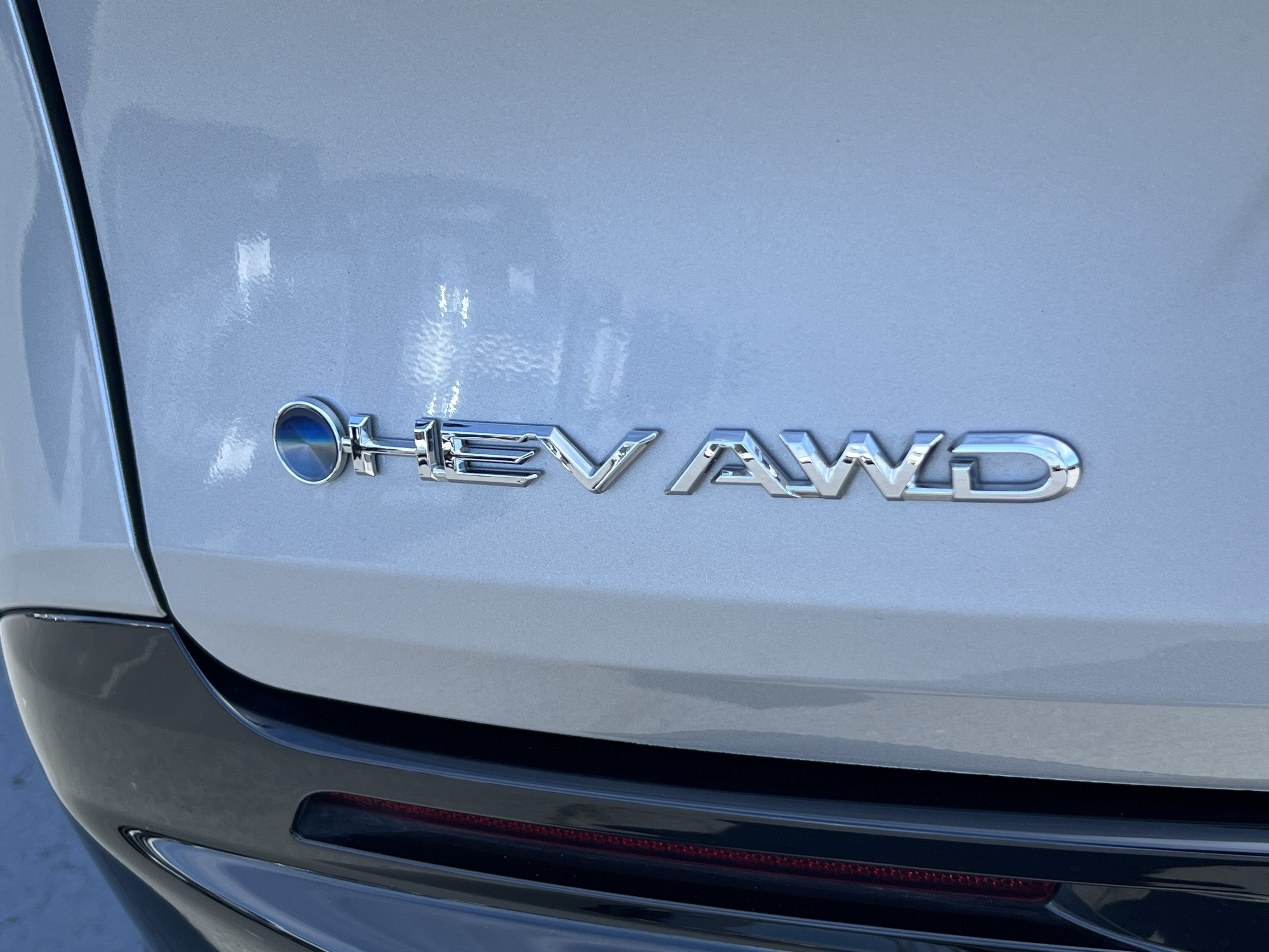 Used 2025 Toyota Sienna XSE AWD/4WD image 9