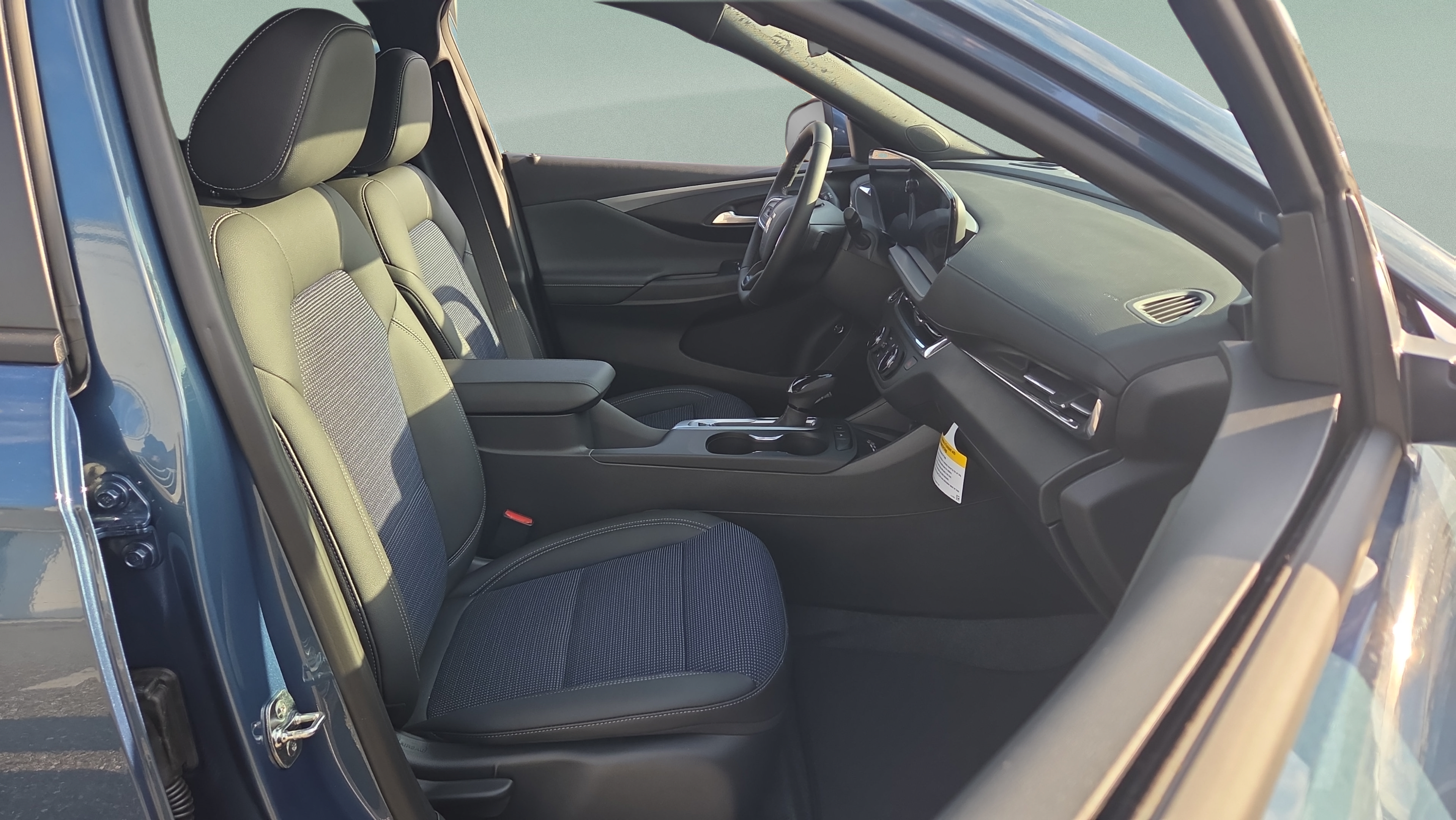 New 2026 Buick Envista Sport Touring w/ Convenience I Package FWD image 15