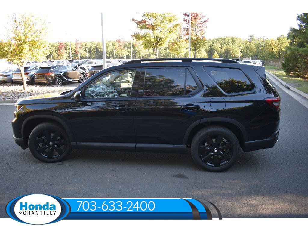 New 2025 Honda Pilot Black Edition image 6