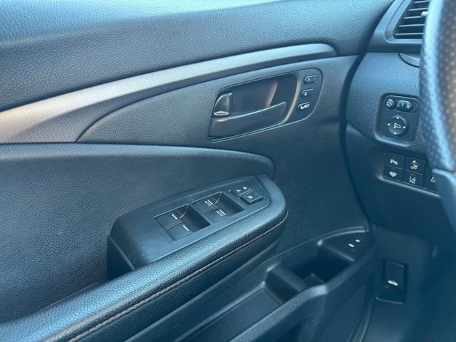 Used 2022 Honda Passport TrailSport image 33