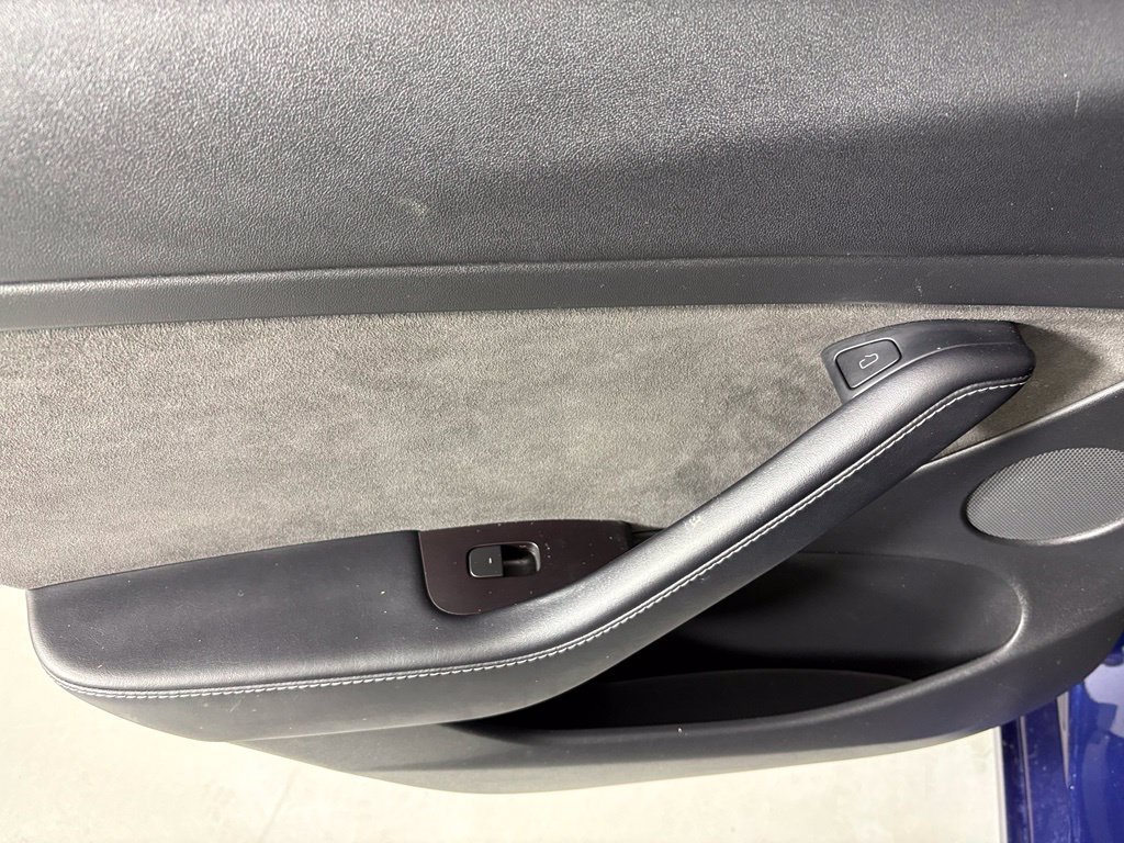 Used 2022 Tesla Model 3 RWD image 29