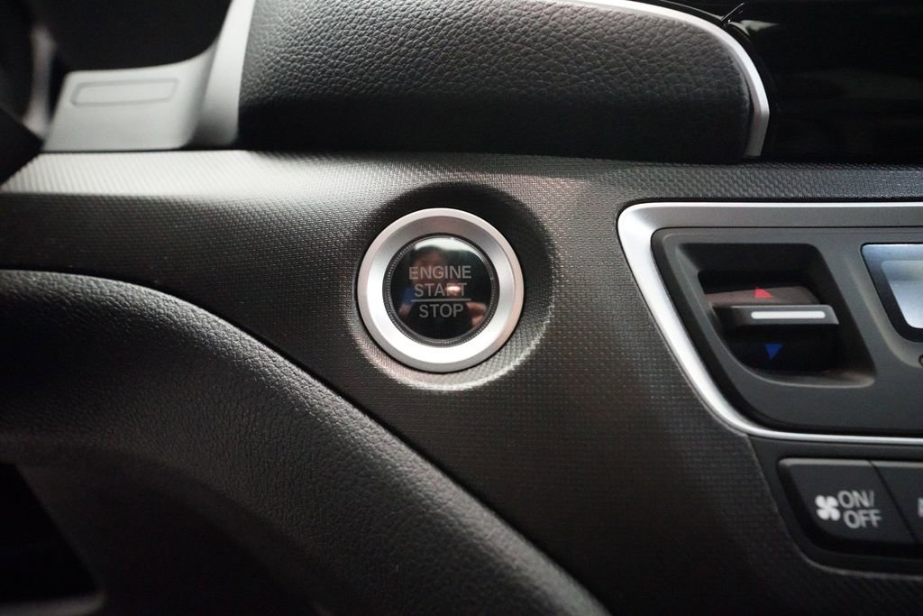 Certified 2025 Honda Ridgeline TrailSport image 30