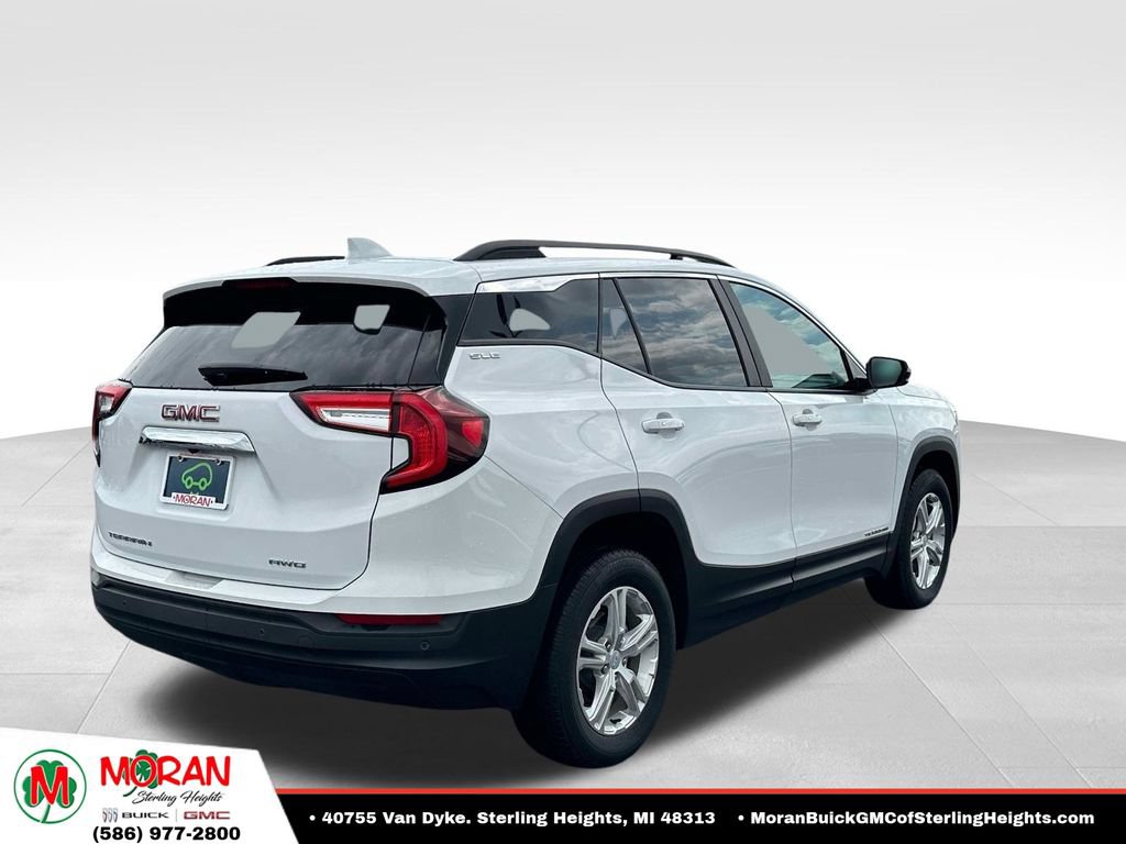 Certified 2023 GMC Terrain SLE w/ Driver Convenience Package AWD/4WD image 4
