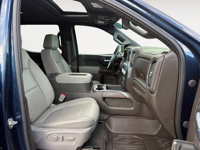 Used 2020 GMC Sierra 1500 SLT w/ SLT Premium Plus Package image 2