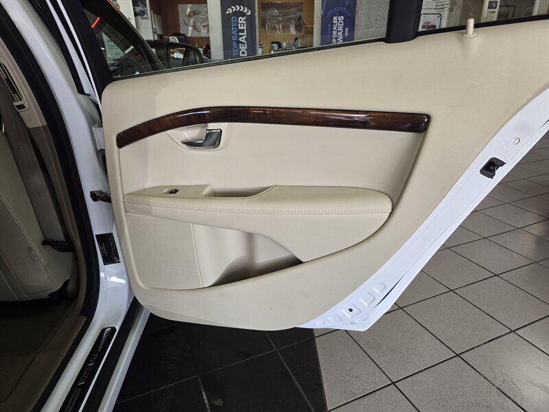 Used 2013 Volvo S80 T6 AWD/4WD image 16