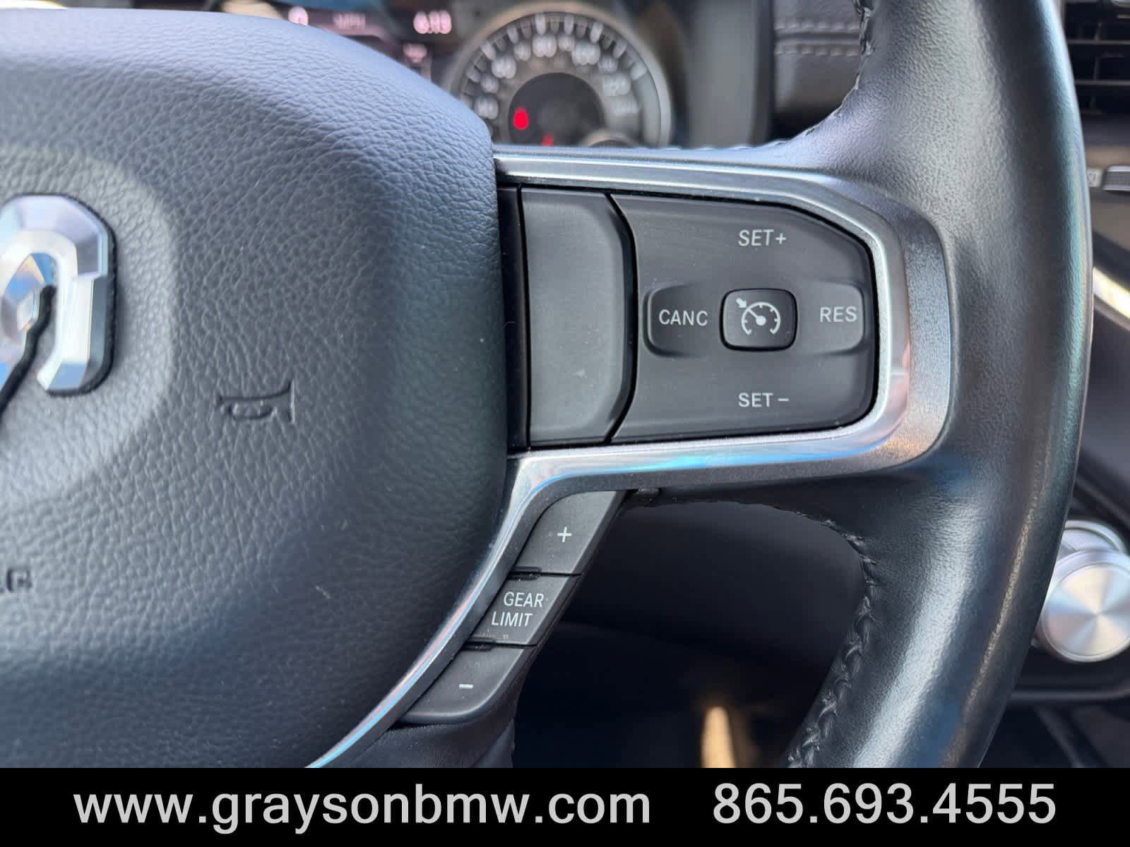 Used 2023 RAM 1500 Laramie AWD/4WD image 27