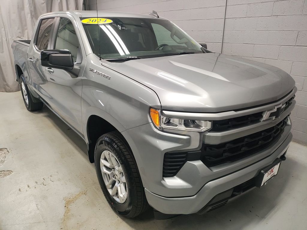Used 2024 Chevrolet Silverado 1500 RST w/ Protection Package AWD/4WD image 5