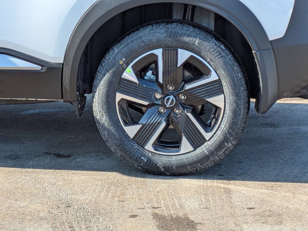 New 2026 Nissan Kicks SV w/ SV Premium Package AWD/4WD image 12