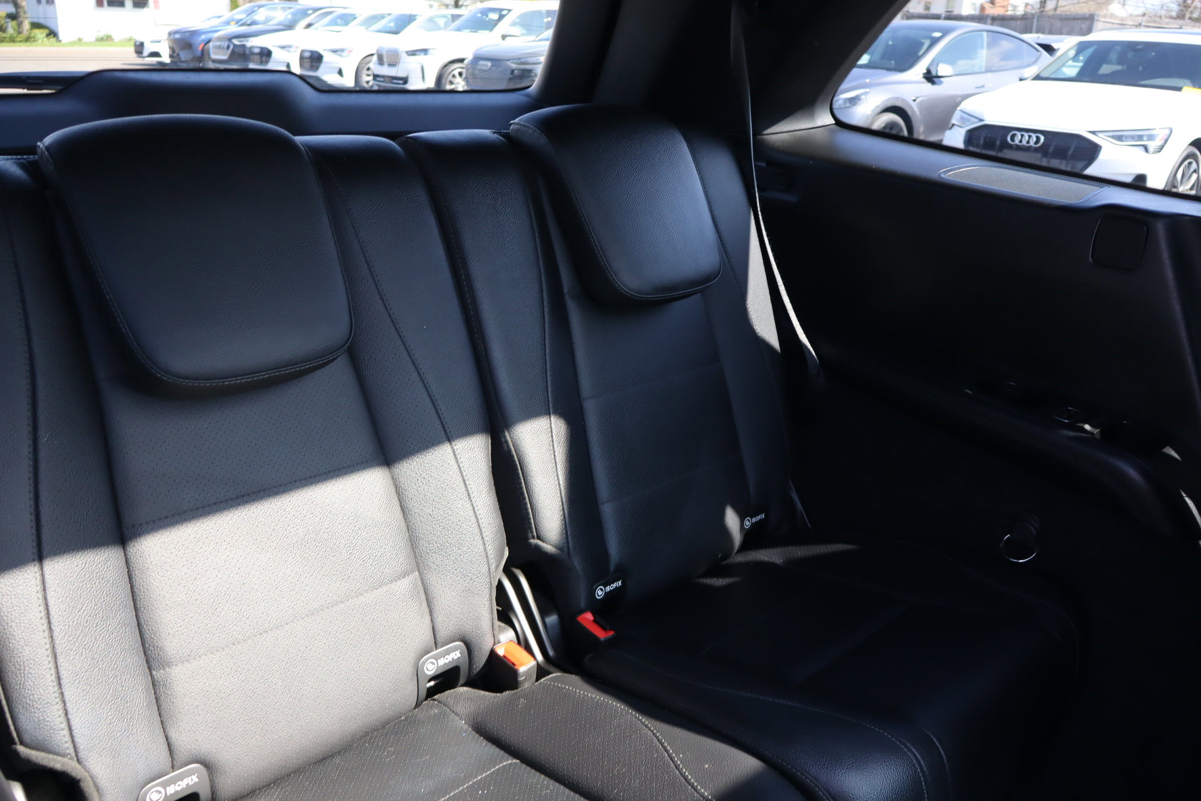 Used 2021 Mercedes-Benz GLS 450 4MATIC image 16