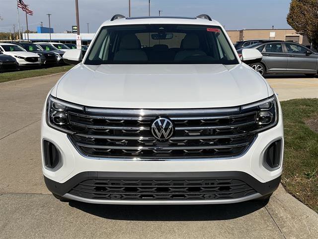 New 2026 Volkswagen Atlas SE image 2