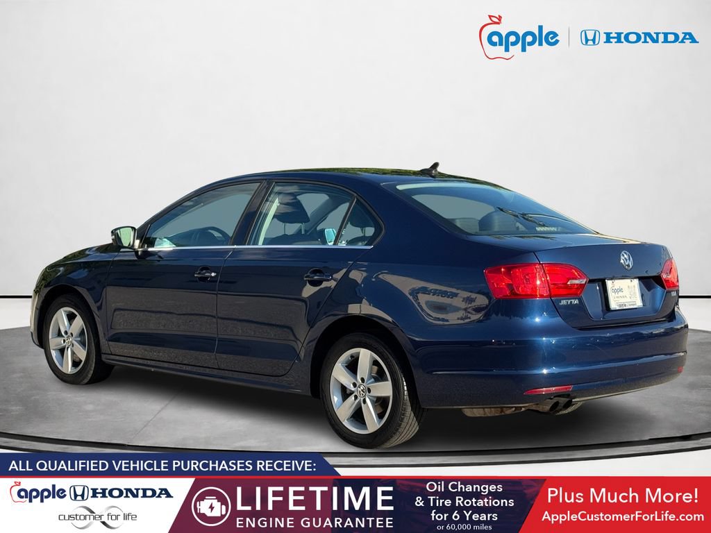 Used 2013 Volkswagen Jetta TDI FWD image 4