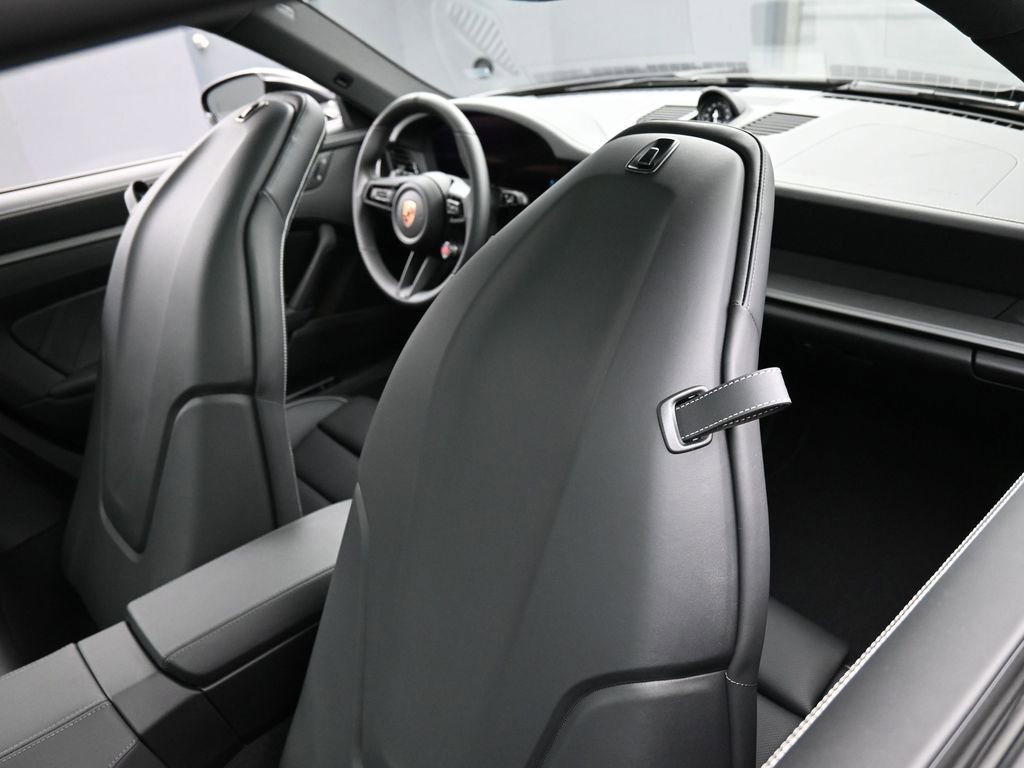 New 2026 Porsche 911 Carrera 4S image 25