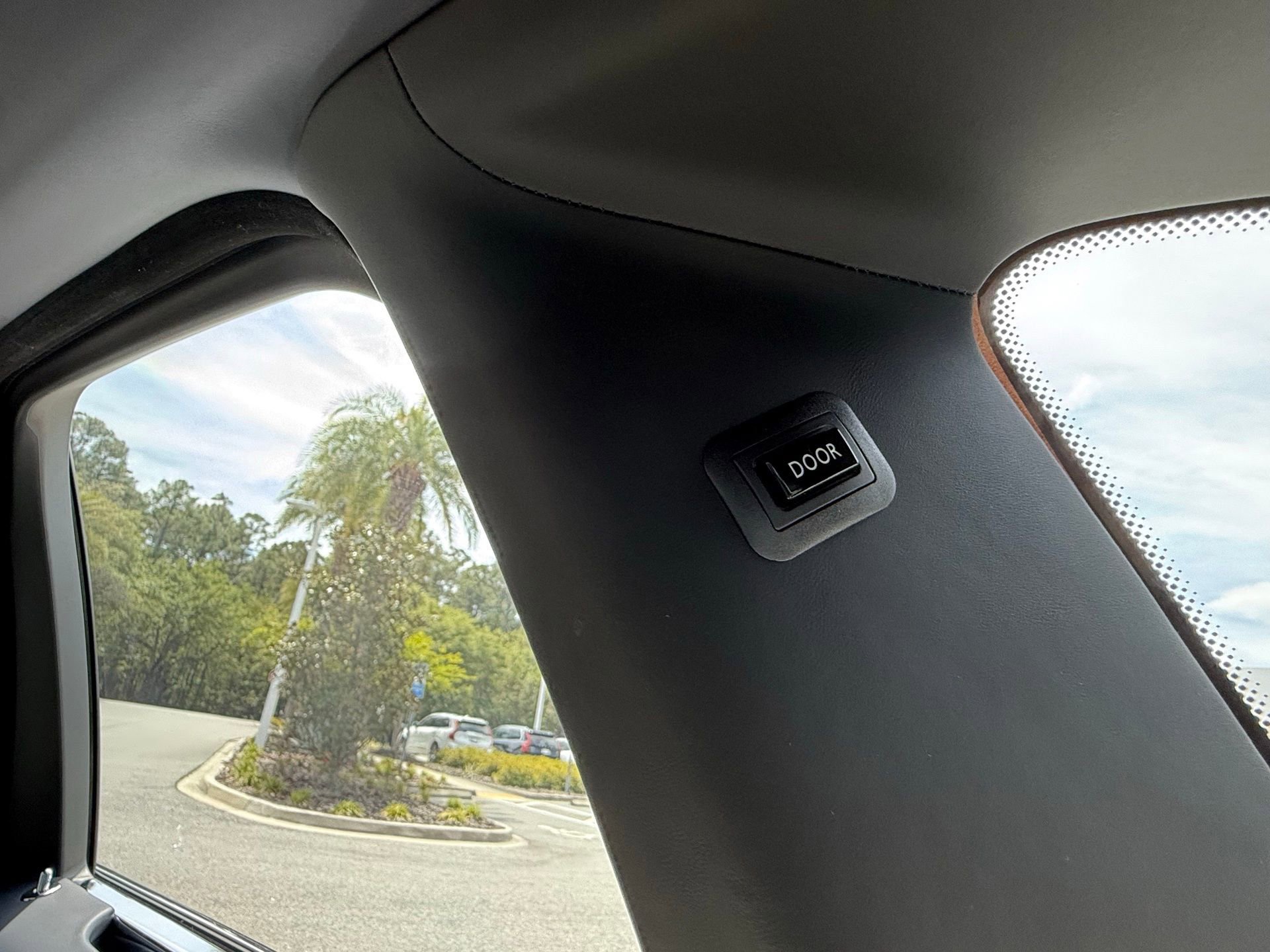 Used 2022 Rolls-Royce Ghost image 37