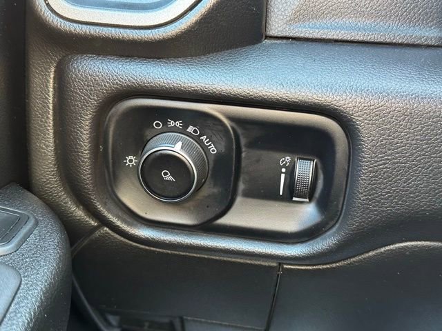 Used 2024 RAM 3500 Tradesman w/ Chrome Appearance Group image 20