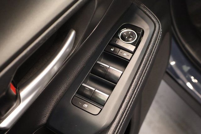 Certified 2024 Toyota Grand Highlander AWD image 11