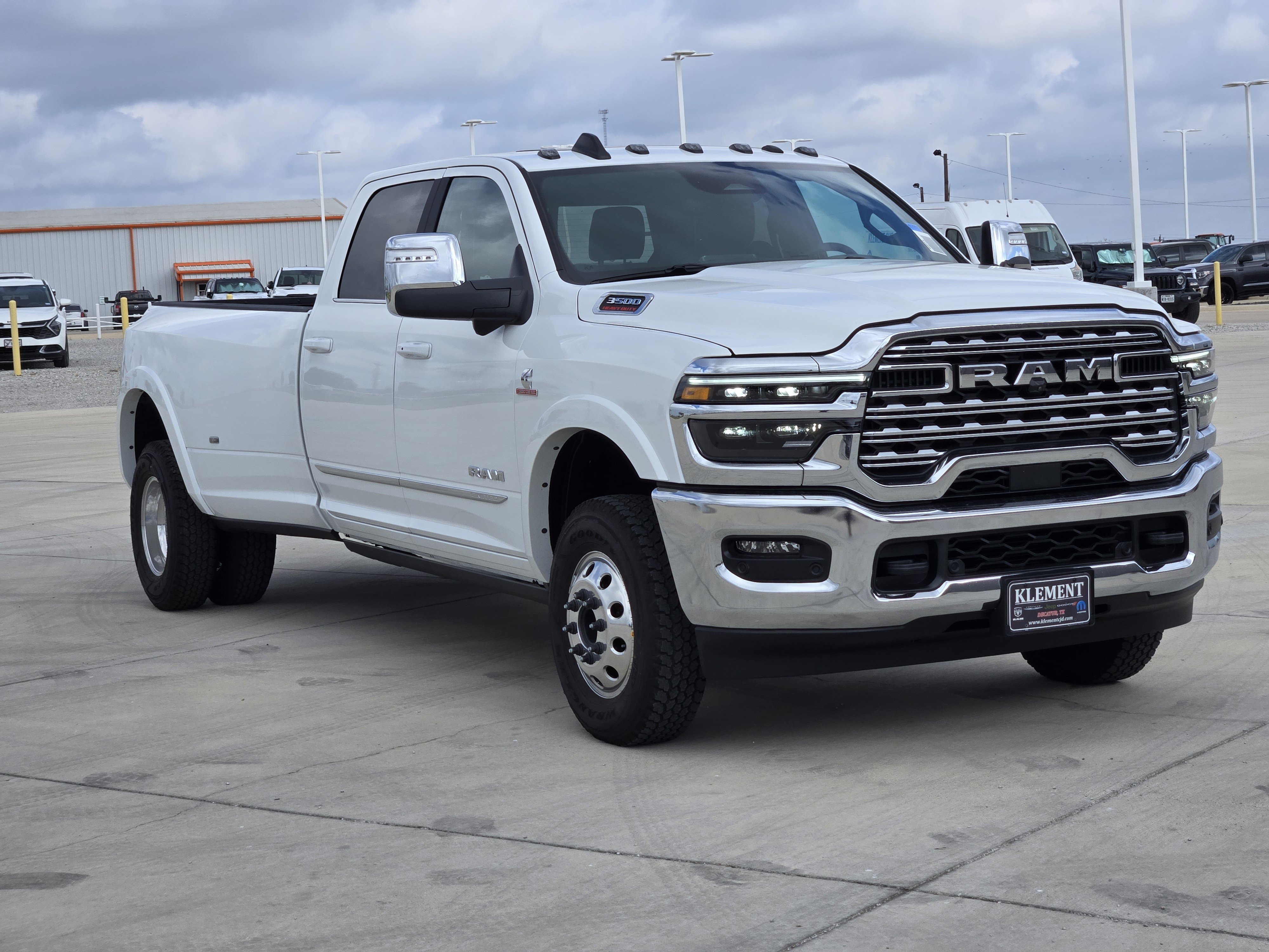 New 2027 RAM 3500 Limited AWD/4WD image 2