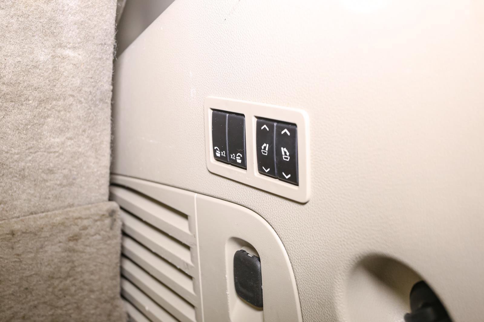 Used 2017 Cadillac Escalade Luxury image 15