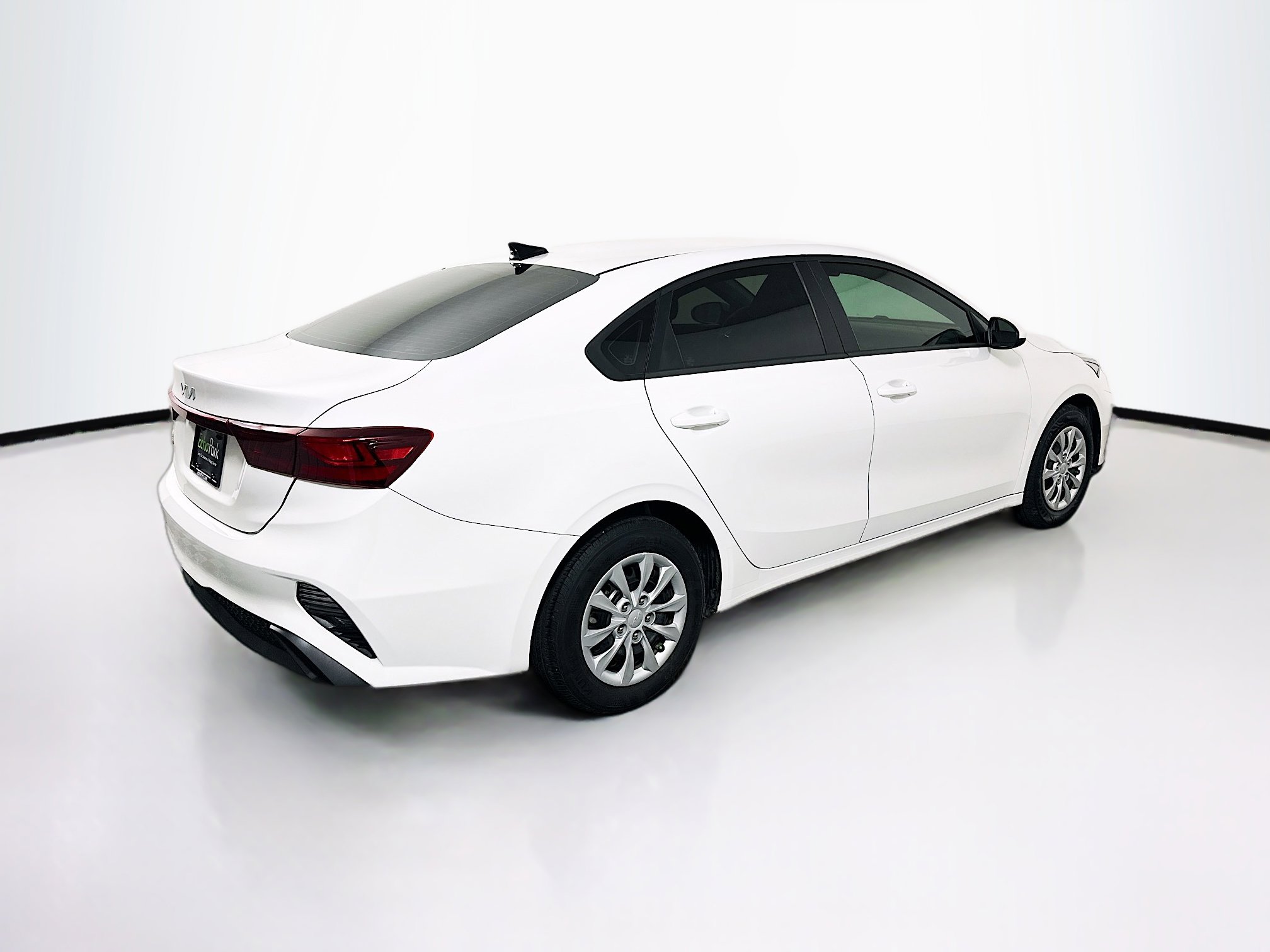 Used 2024 Kia Forte LX FWD image 9