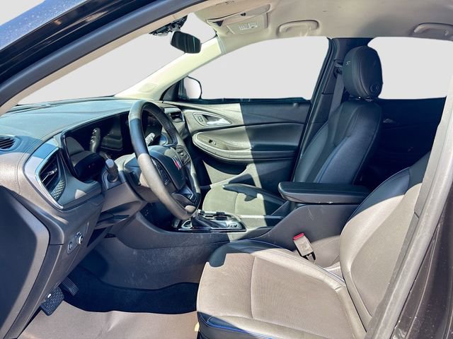 Used 2025 Buick Encore GX Sport Touring w/ Comfort Package image 20