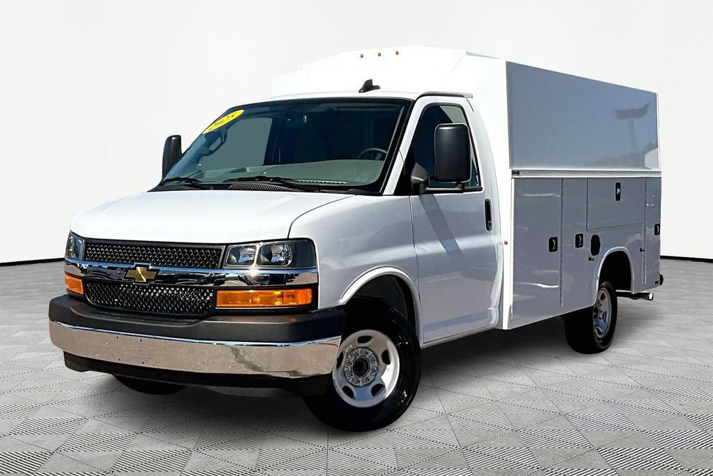 New 2025 Chevrolet Express 3500 w/ Power Convenience Package RWD image 1