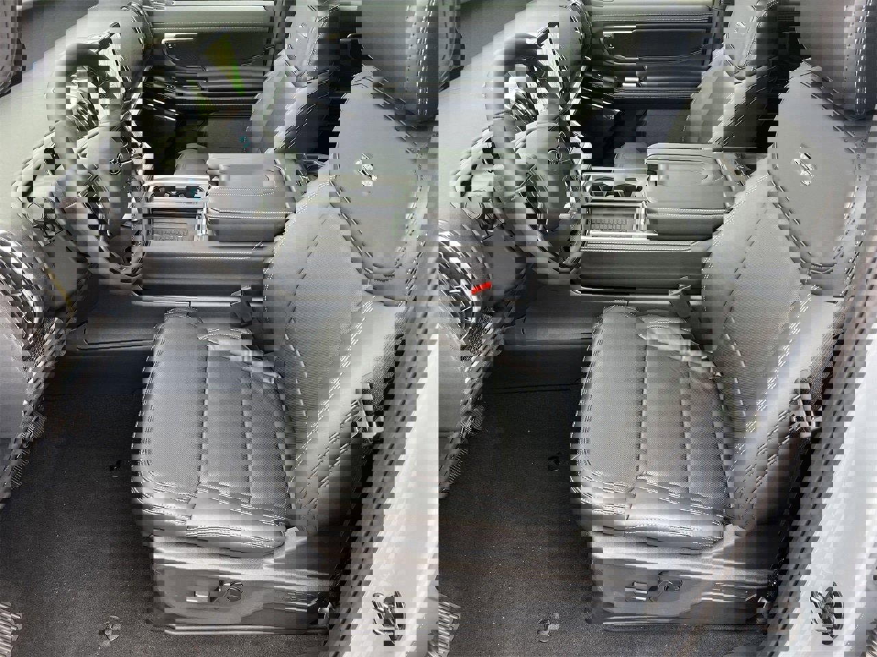 New 2025 Ford Expedition Platinum w/ Stealth Performance Package image 18