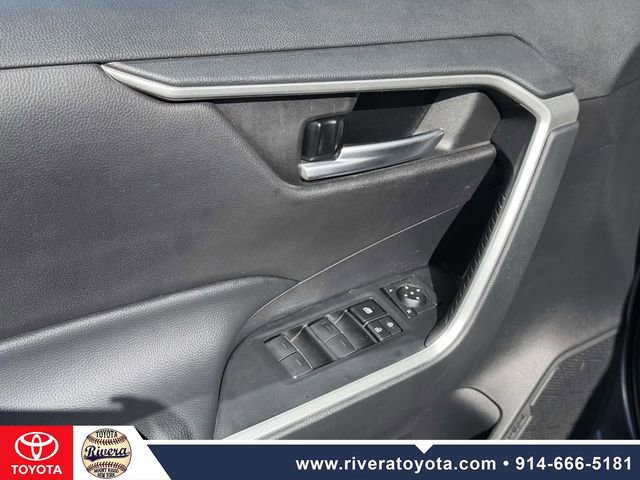 Used 2023 Toyota RAV4 XLE w/ Convenience Package AWD/4WD image 9