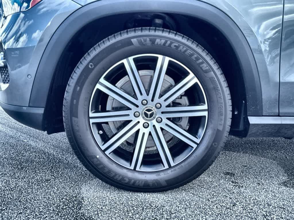 Used 2025 Mercedes-Benz GLE 350 4MATIC image 11