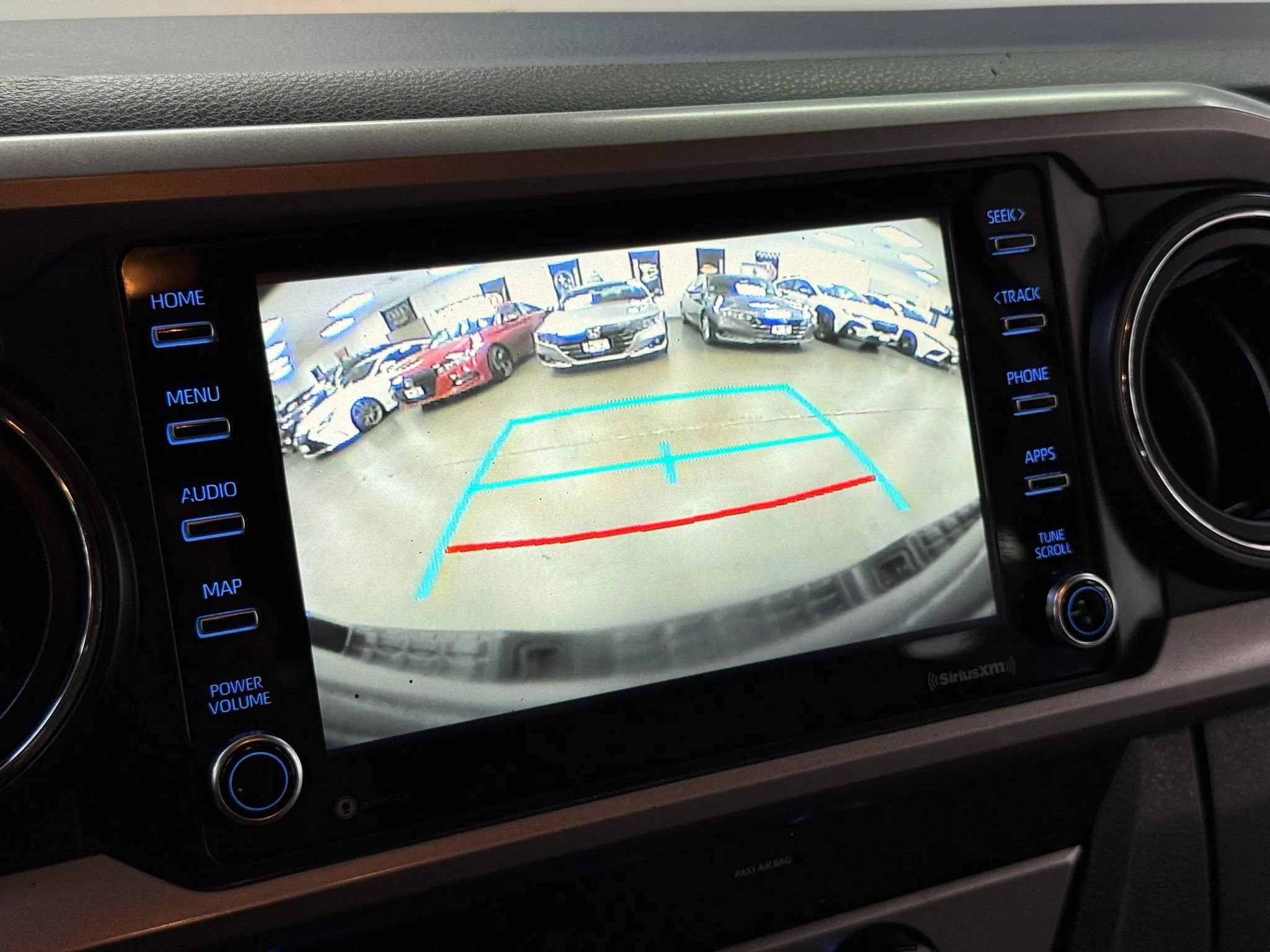 Used 2020 Toyota Tacoma SR5 RWD image 20