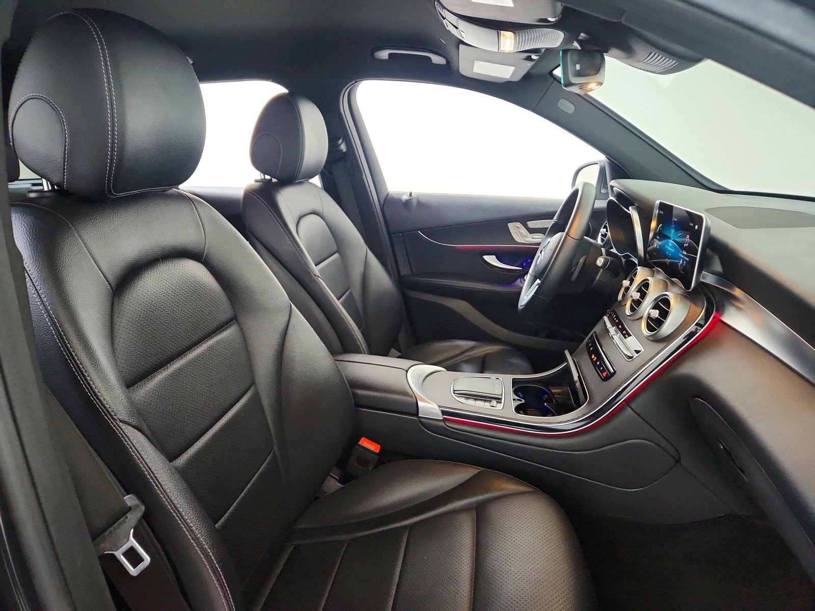 Certified 2022 Mercedes-Benz GLC 300 4MATIC image 29