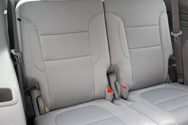 Used 2023 GMC Acadia SLE w/ Driver Convenience Package image 20