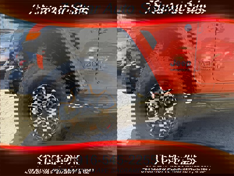 Used 2018 Jeep Wrangler Unlimited Rubicon w/ Dual Top Group image 22