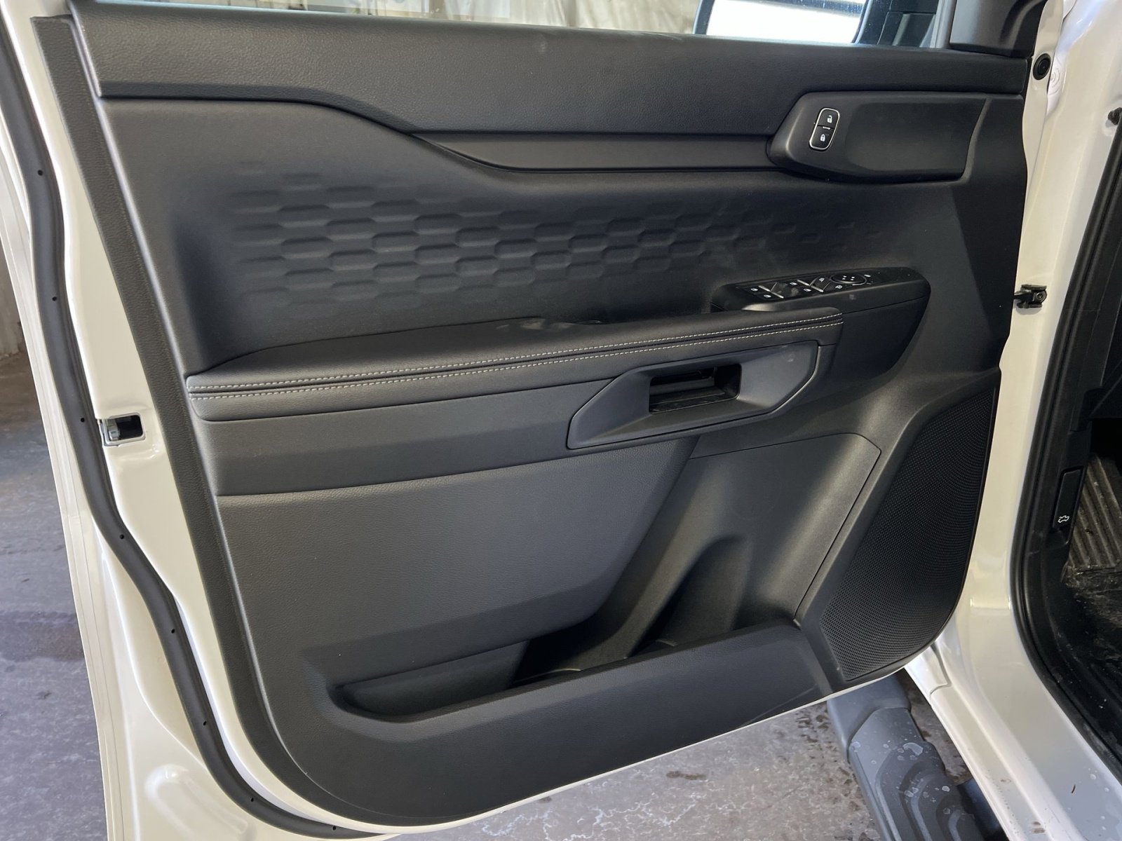 New 2026 Ford Ranger XLT w/ Equipment Group 301A High image 14