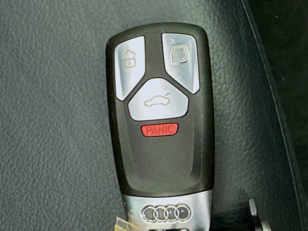 Used 2018 Audi Q7 3.0T Premium Plus image 40