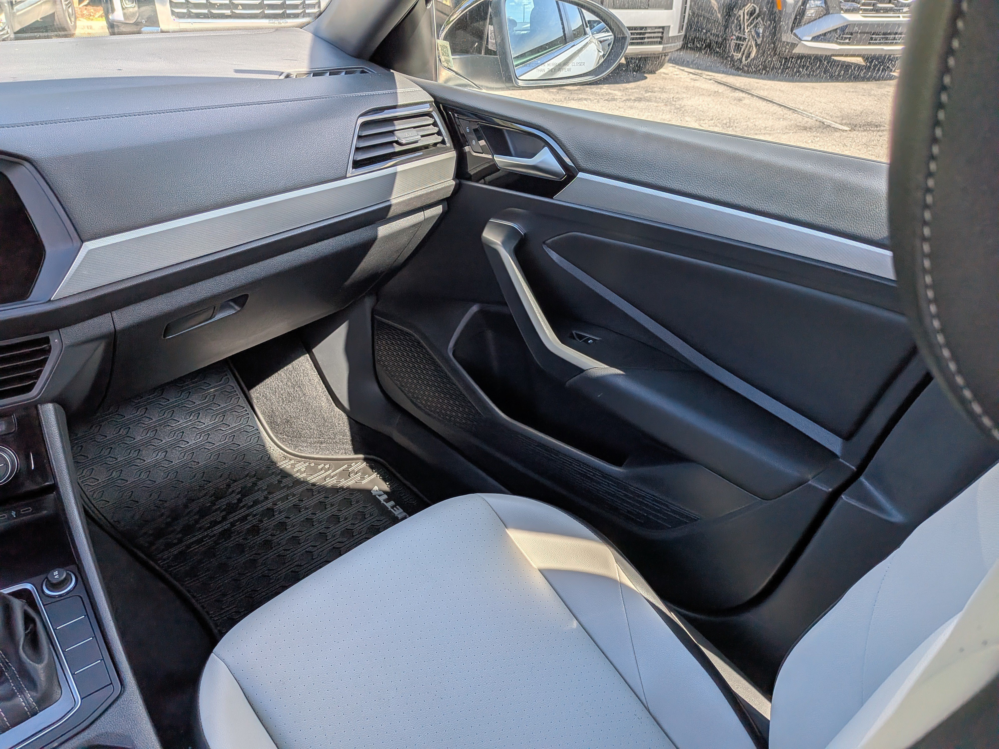 Used 2021 Volkswagen Jetta R-Line FWD image 18