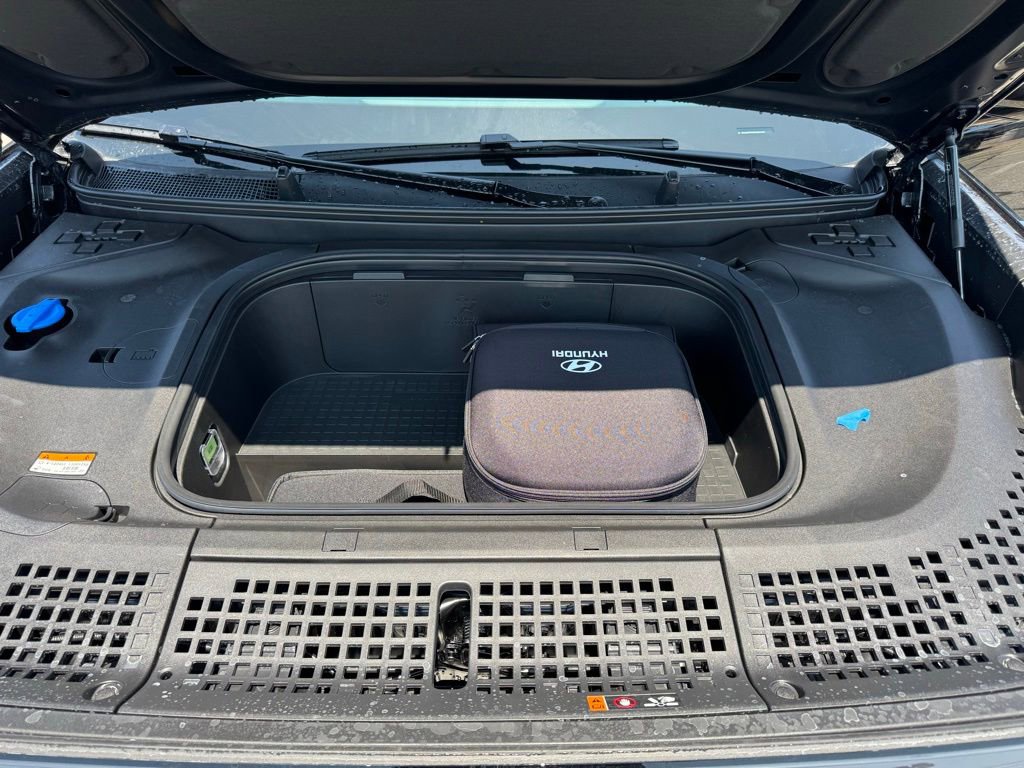 New 2026 Hyundai Ioniq 9 SE AWD/4WD image 10