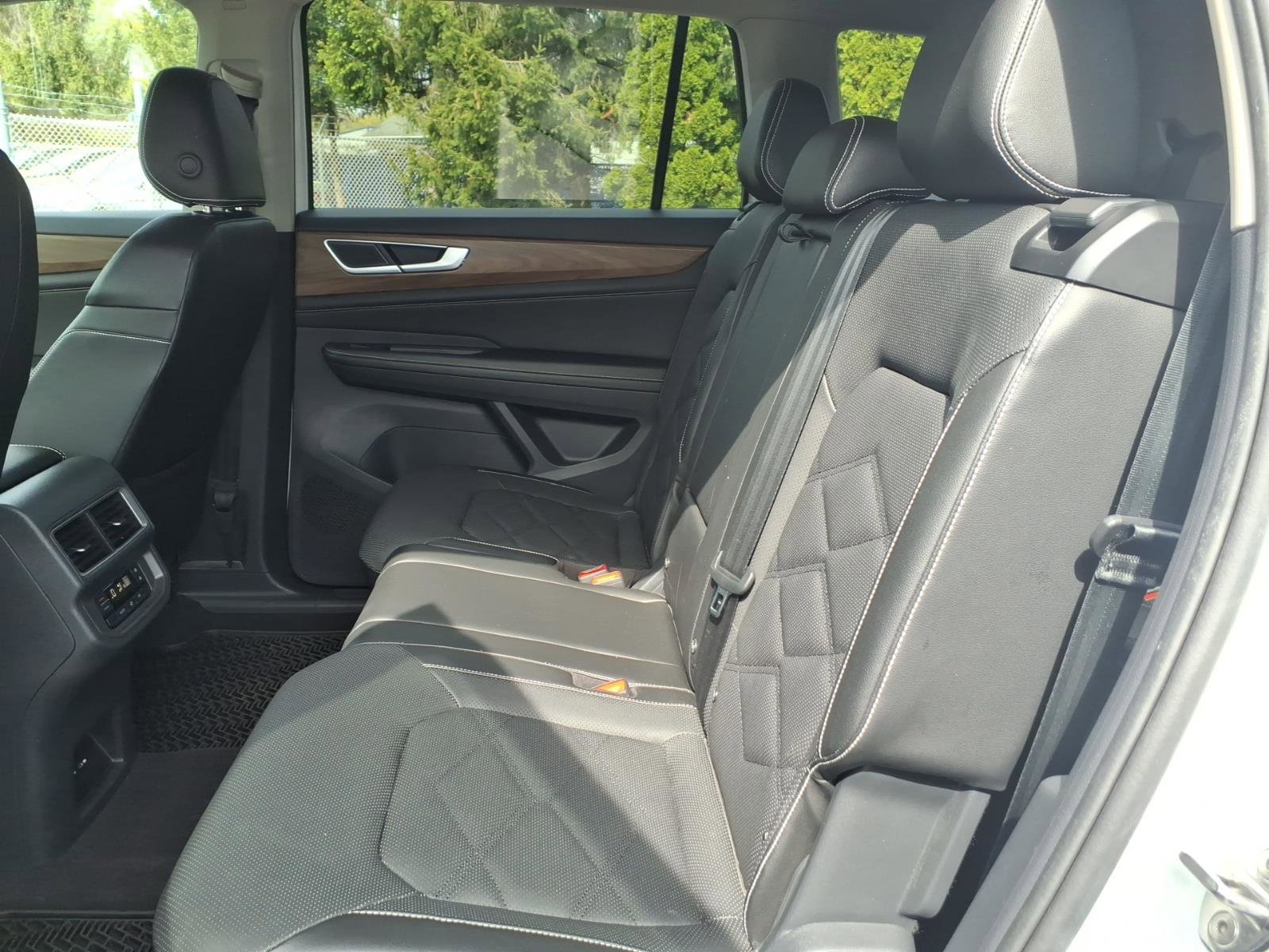 Certified 2024 Volkswagen Atlas SE AWD/4WD image 16