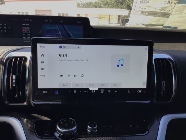 New 2025 Ford Expedition Platinum w/ Stealth Performance Package image 19