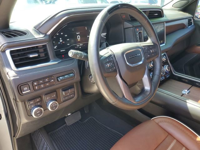 Certified 2023 GMC Yukon Denali Ultimate AWD/4WD image 19