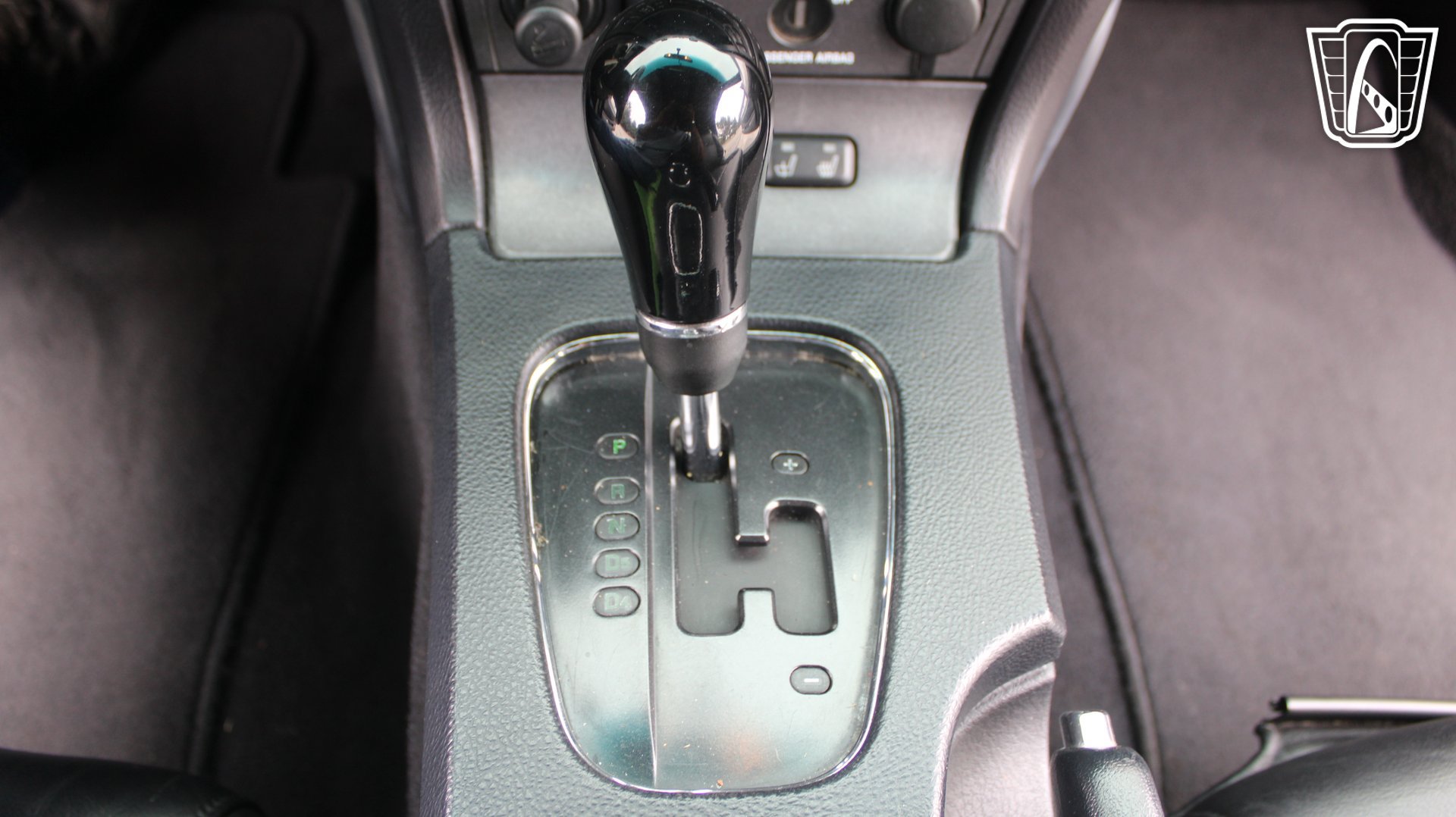 Used 2003 Ford Thunderbird RWD image 16
