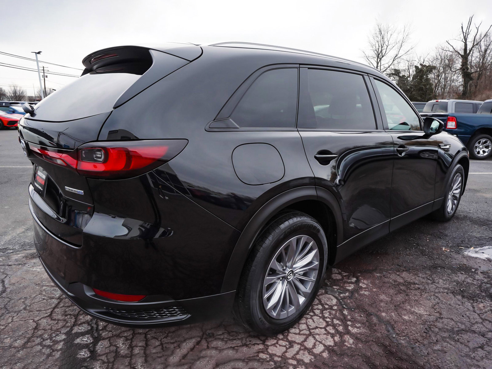 Used 2024 MAZDA CX-90 Plug-In Hybrid w/ Preferred image 6