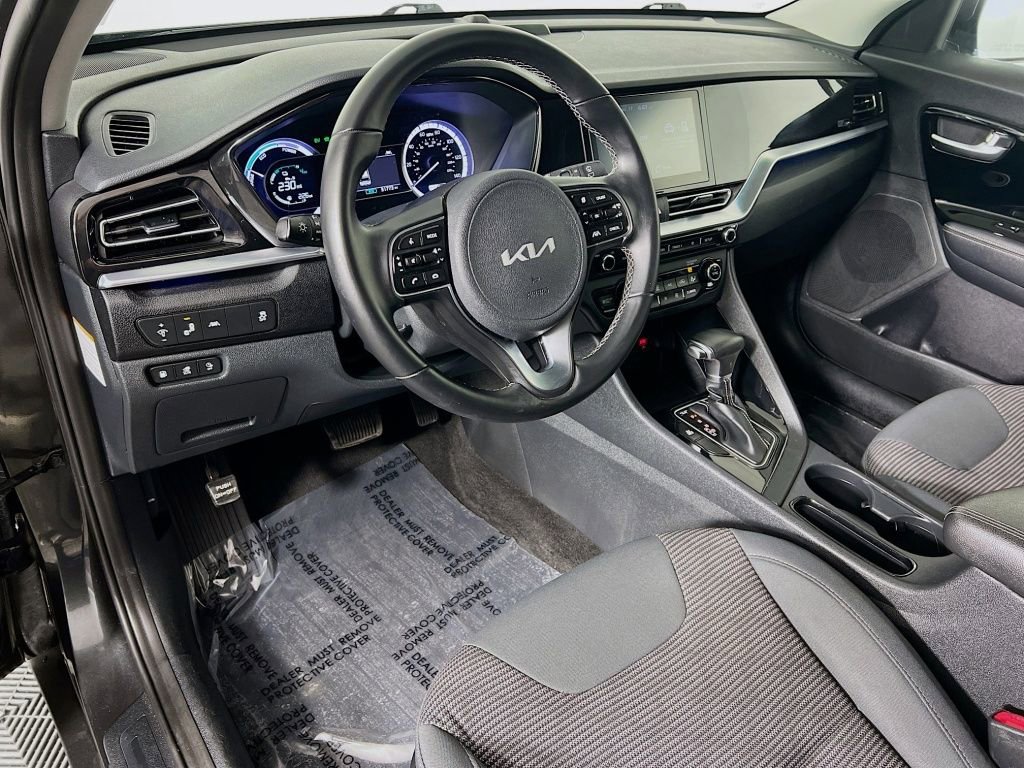 Used 2022 Kia Niro LXS image 9