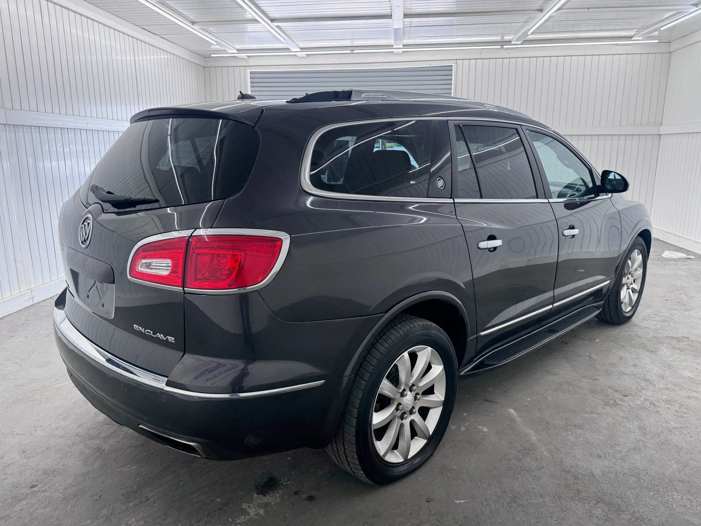 Used 2013 Buick Enclave Premium AWD/4WD image 5