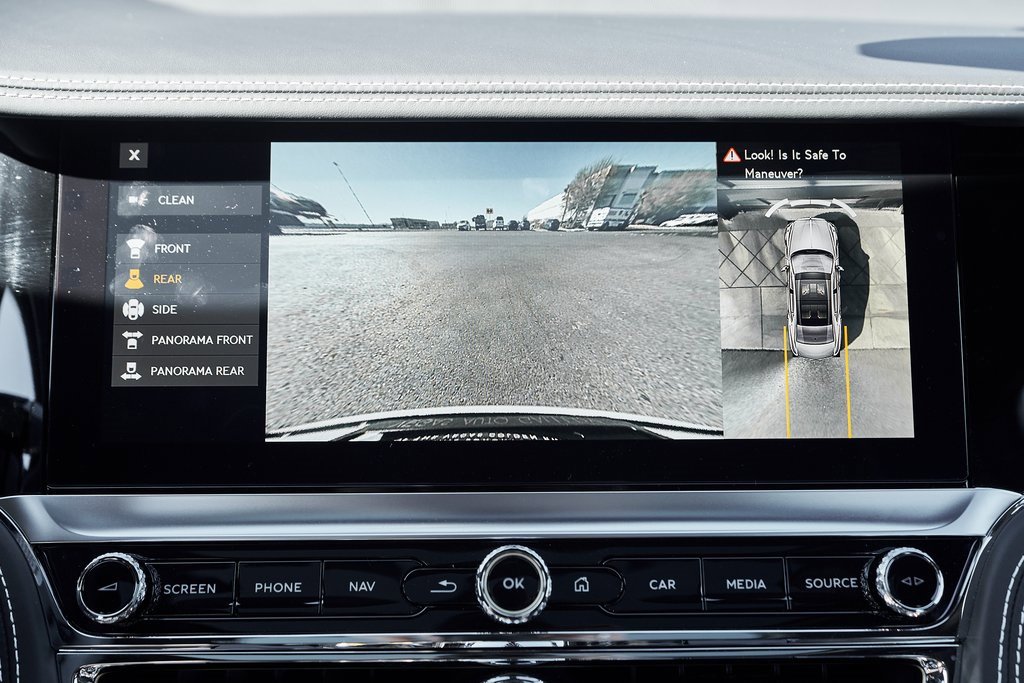 Used 2024 Bentley Flying Spur S V8 image 69