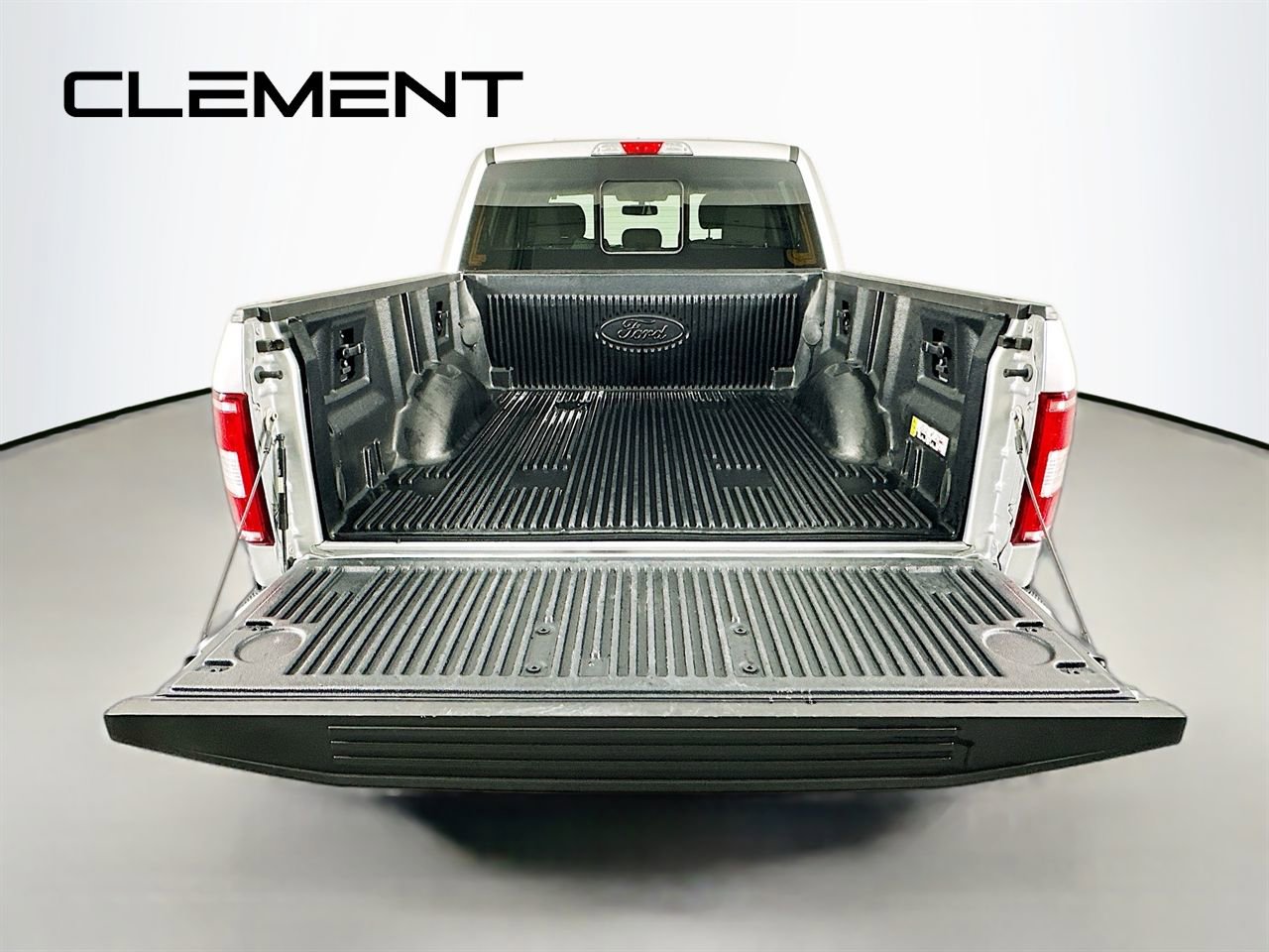 Used 2019 Ford F150 XLT w/ Equipment Group 302A Luxury image 11