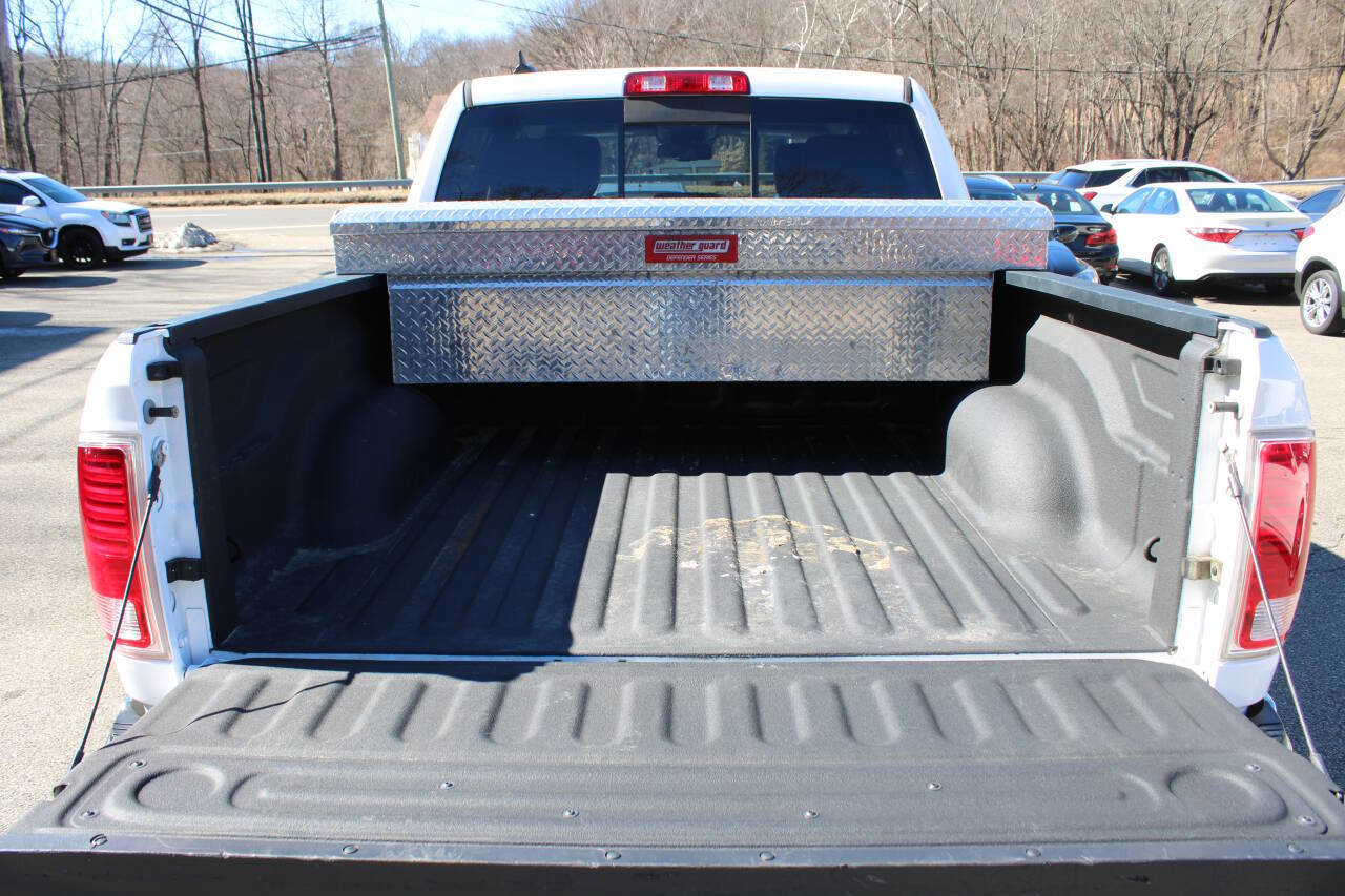 Used 2017 RAM 1500 Laramie w/ Convenience Group image 15